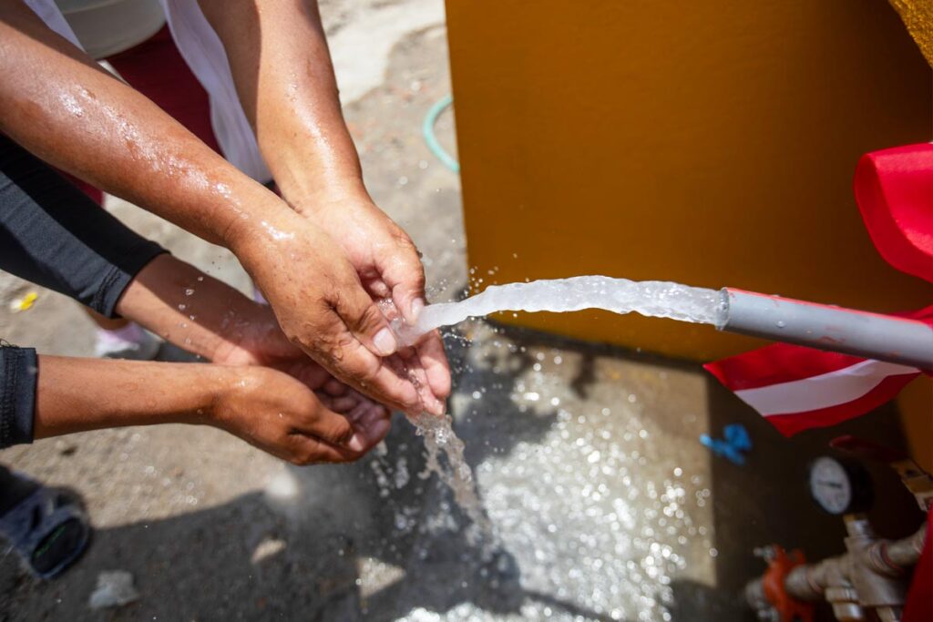 Alcalde de Lima inauguró segundo punto del proyecto Agua de Emergencia